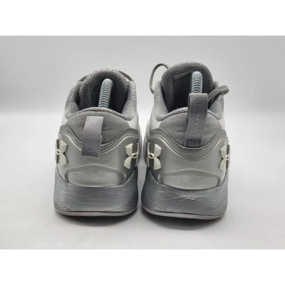 Under Armour ClutchFit Drive 2 Low‎ Men's 7.5 Gray White Basketball Shoes